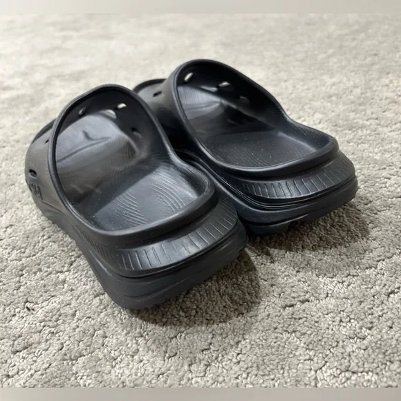 Hoka Recovery Slides - Picture 1 of 5